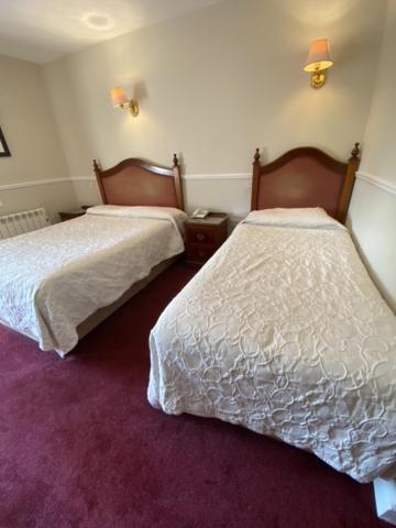 נאס Monaghans Harbour Hotel מראה חיצוני תמונה